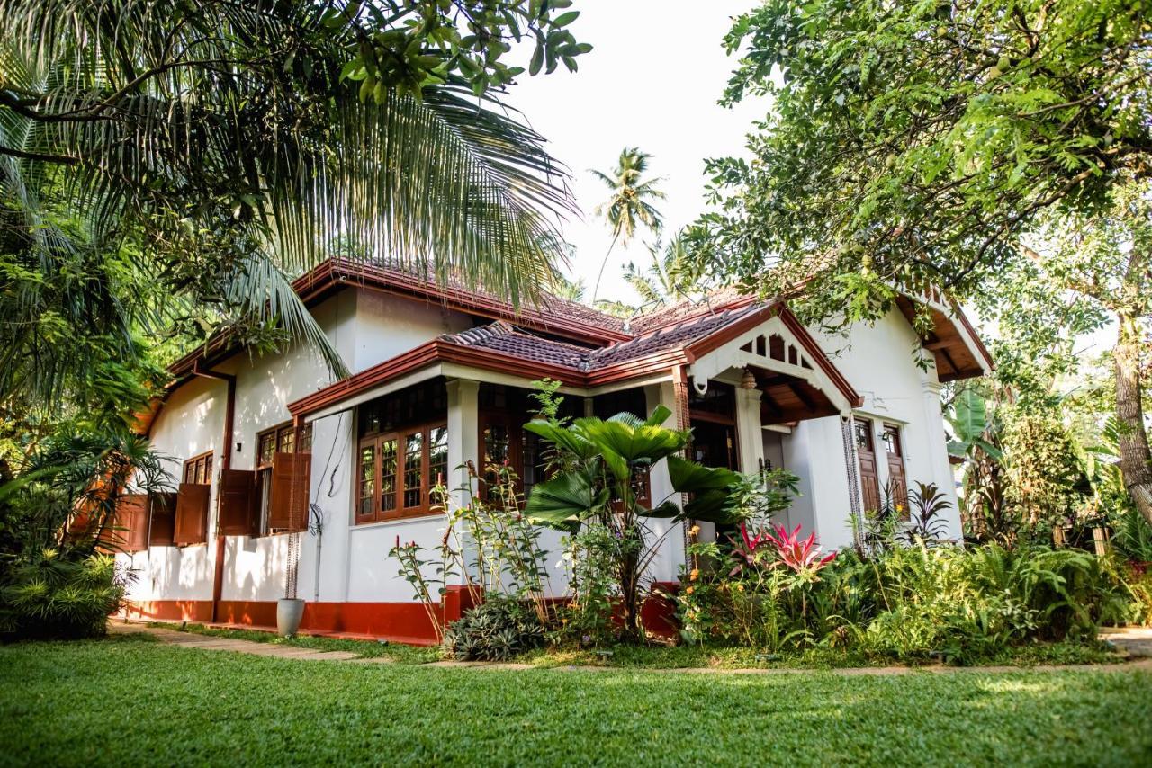 Colonial Residence Kandy Bagian luar foto
